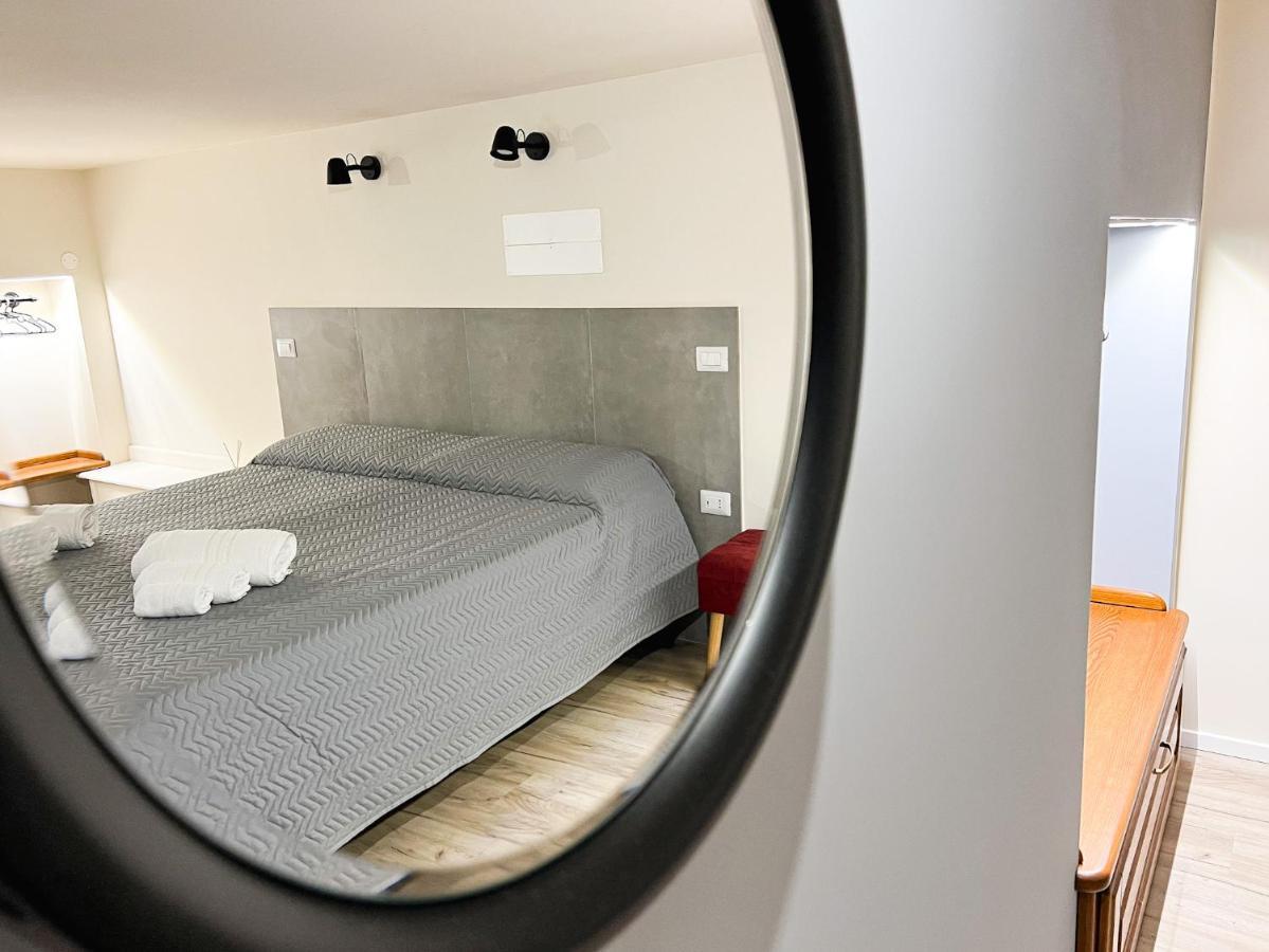 Al 115 Rooms Кальярі Екстер'єр фото